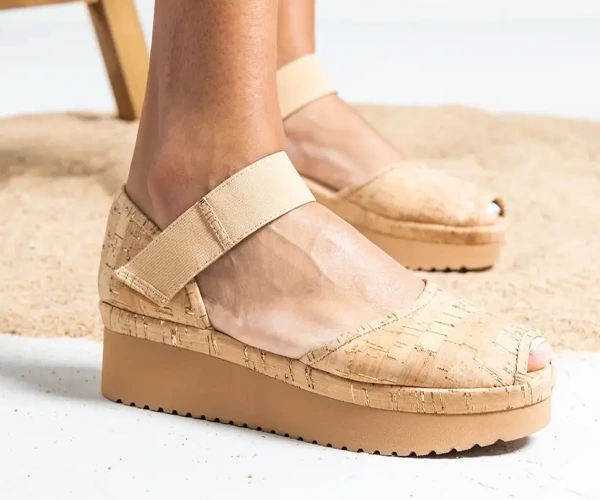 Comfortable, multi-pair favorites