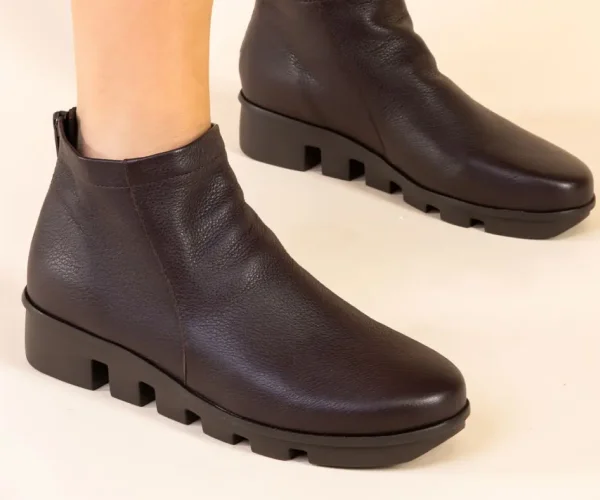 "I have 3 pairs in different colors"