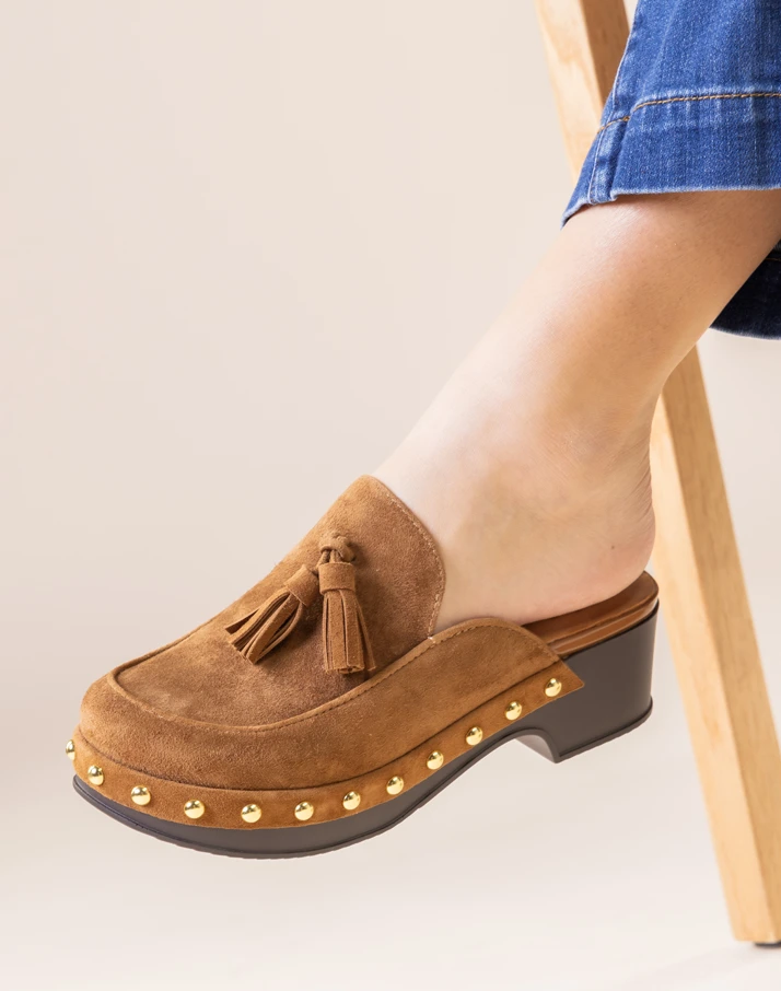 shop slides and sandals