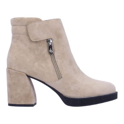 Right side view of Lanelle TAUPE KIDSUEDE