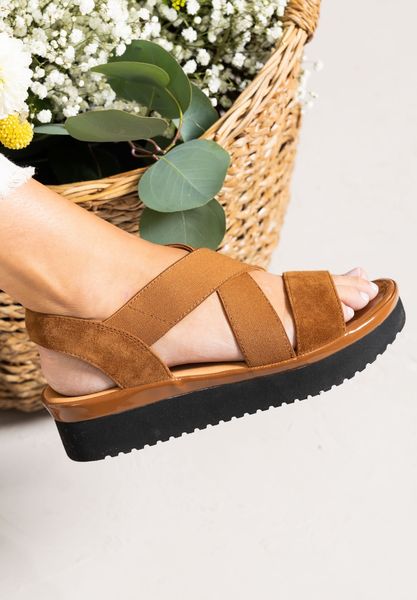 Lifestyle image of Aizling COFFEE KIDSUEDE/ELASTIC