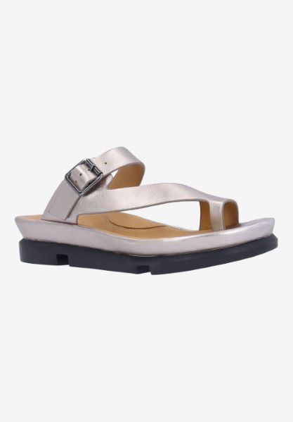 Front view of Alanza CHAMPAGNE MET. NAPPA