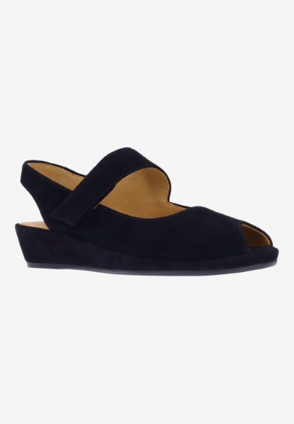 Front view of Berilita BLACK KIDSUEDE