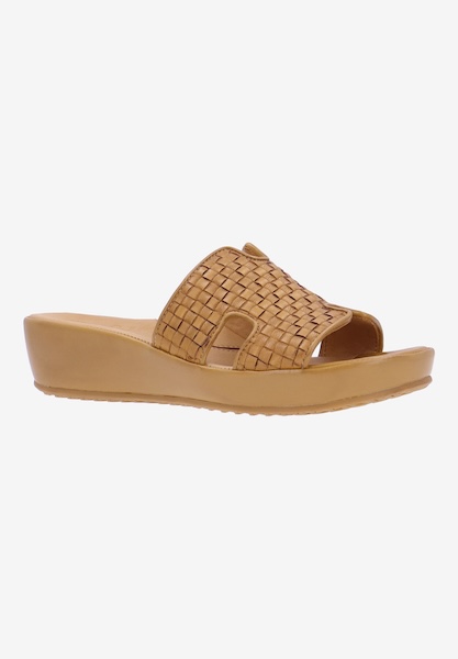 Front view of Cusaro LIONESS BURNISHED KIDSKIN