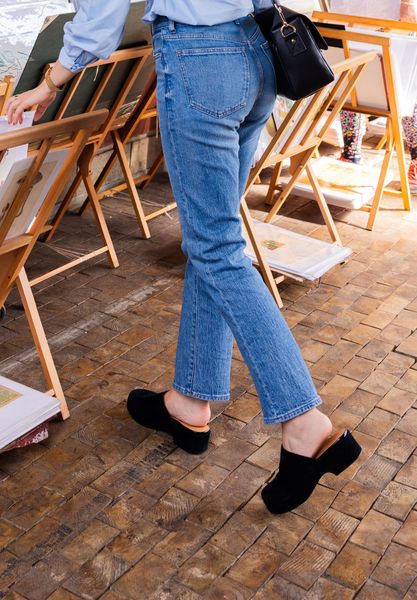 Lifestyle image of Galana BLACK KIDSUEDE