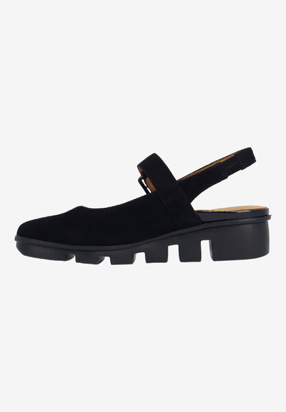Left side view of Hyrella BLACK KIDSUEDE