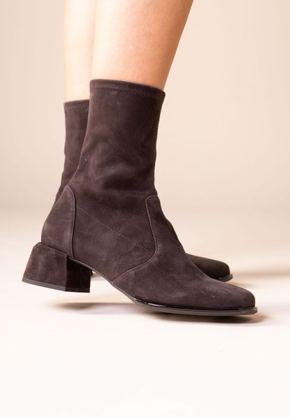Lifestyle image of Nyvani CHOCOLATE STRETCH SUEDE
