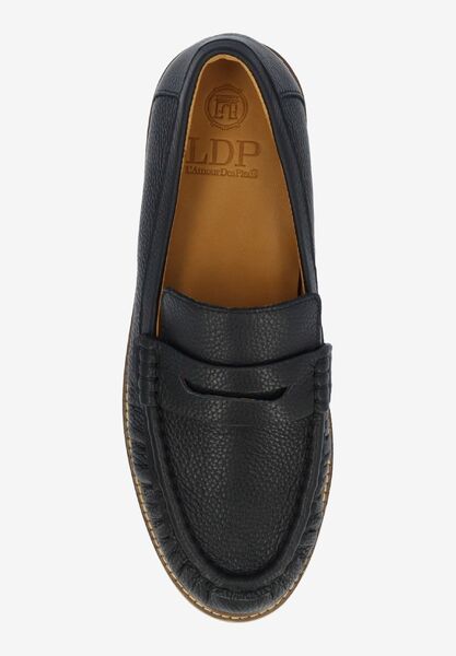 Top view of Zelani BLACK LAMBA