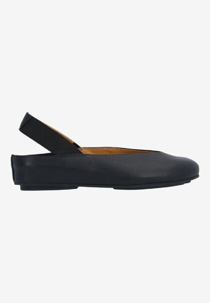 Right side view of Corisela BLACK SHEEP NAPPA