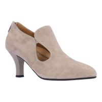 Front view of Brackley TAUPE KIDSUEDE